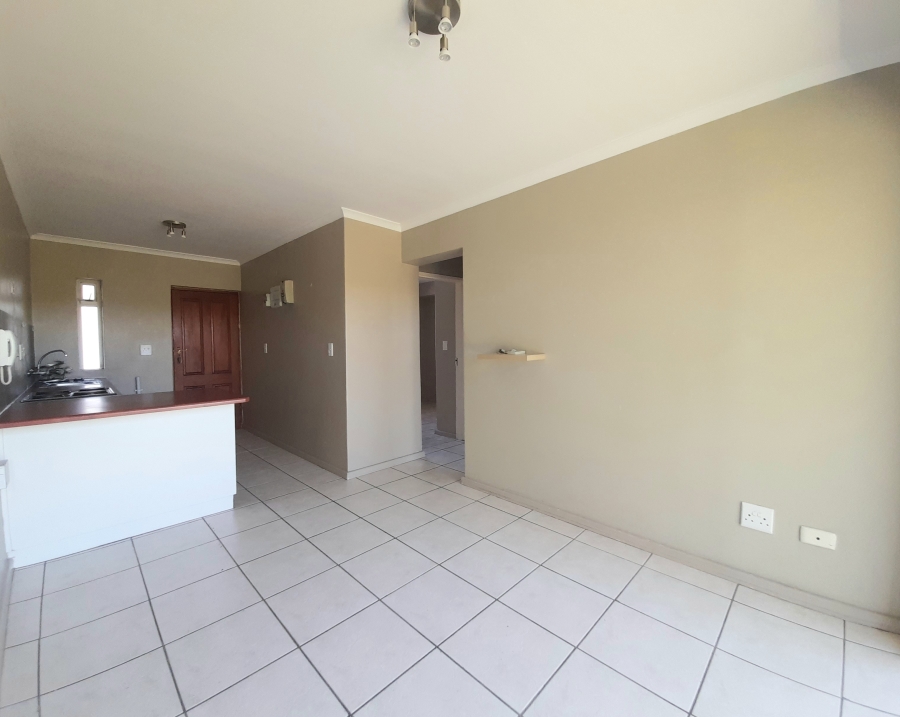 8 Bedroom Property for Sale in Uitzicht Western Cape